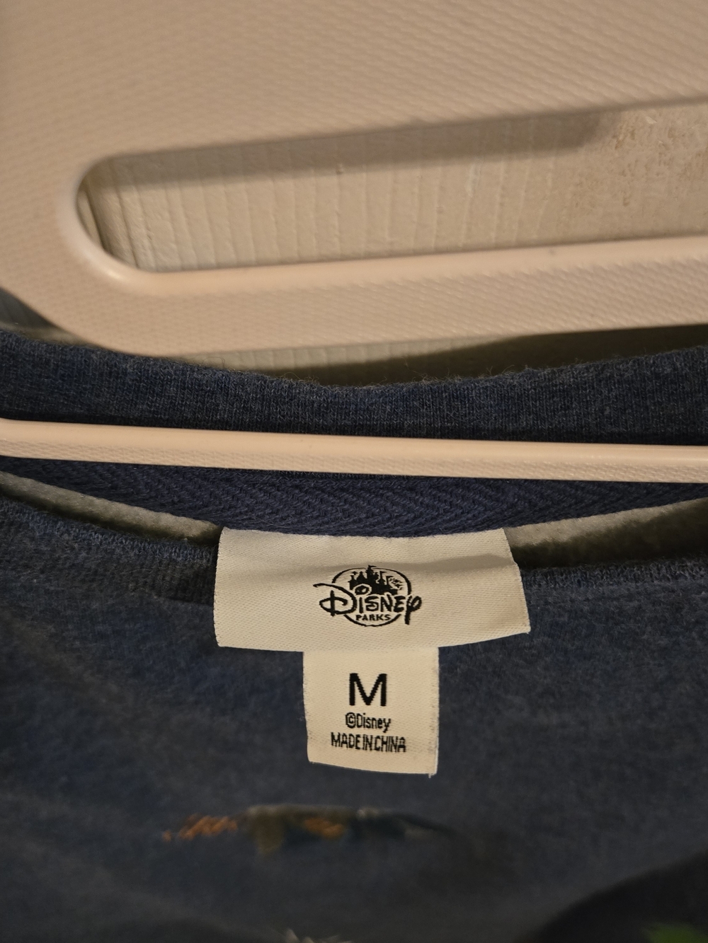 Walt Disney World Embroidered Park Icons Sweatshirt Blue Size Medium - Picture 3 of 4